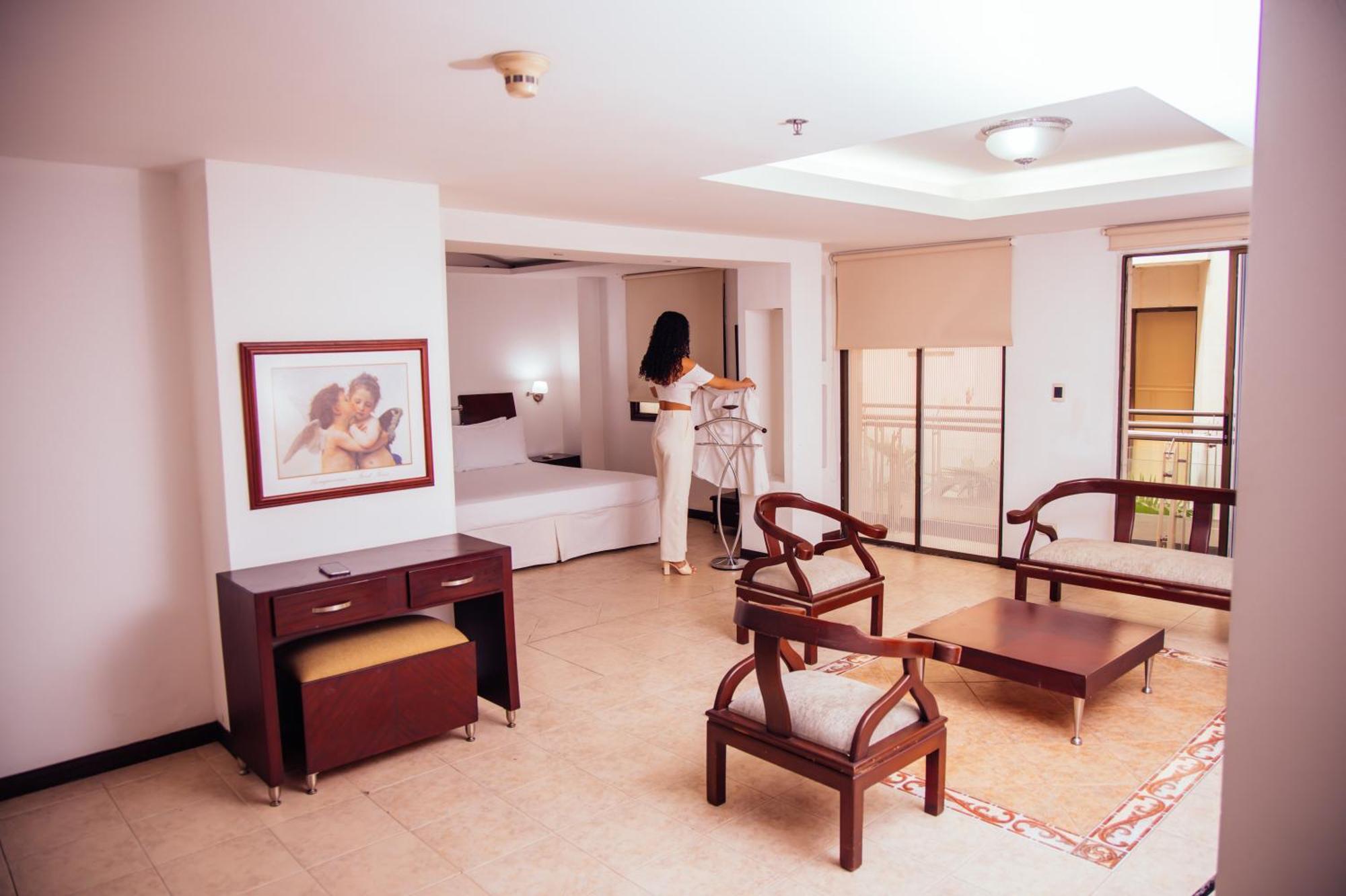 Hotel Plaza Las Americas Cali Exterior photo